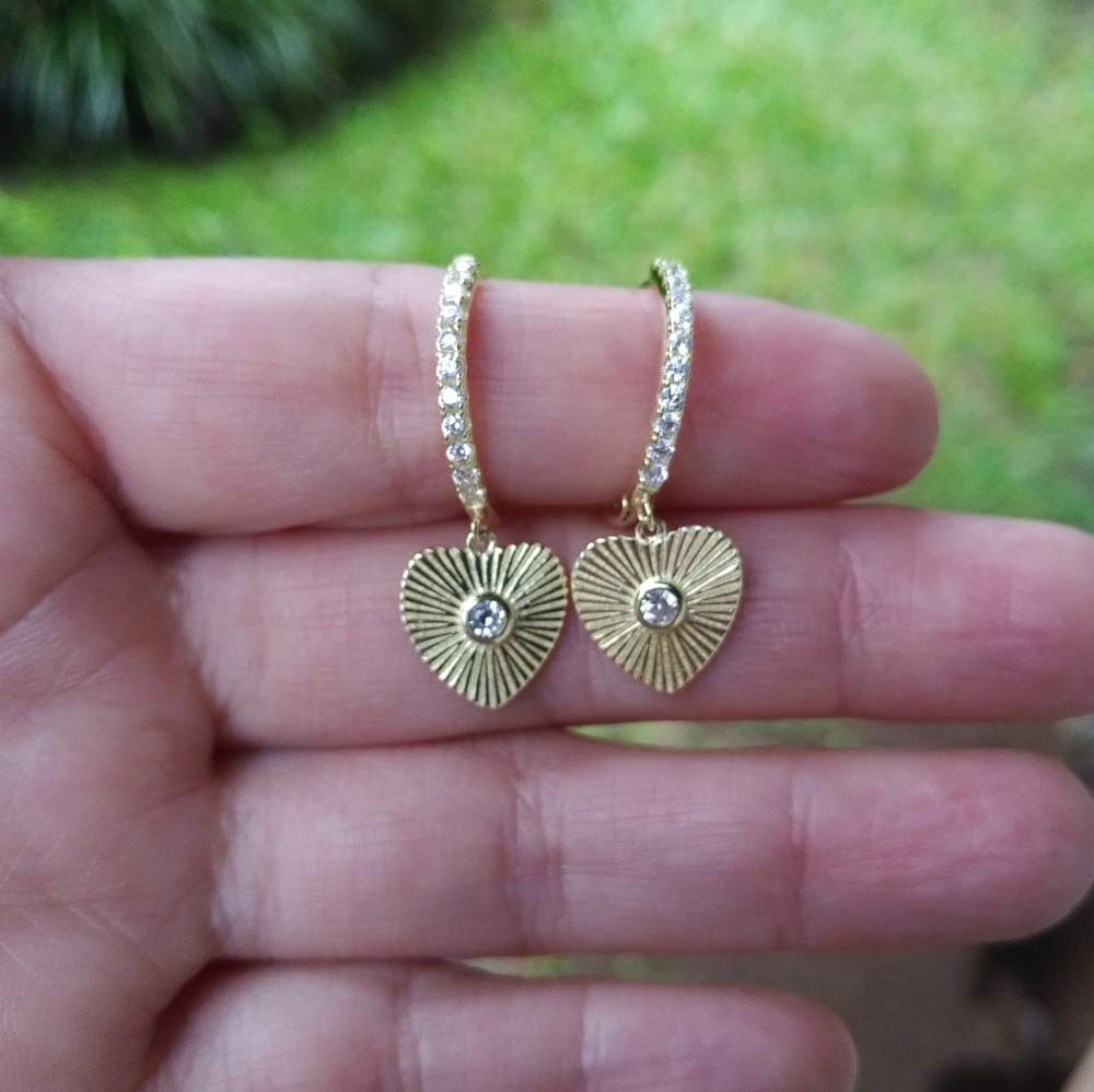 Stella Picciotto Textured Heart❤️ Hoop Earrings - Picture 5 of 12